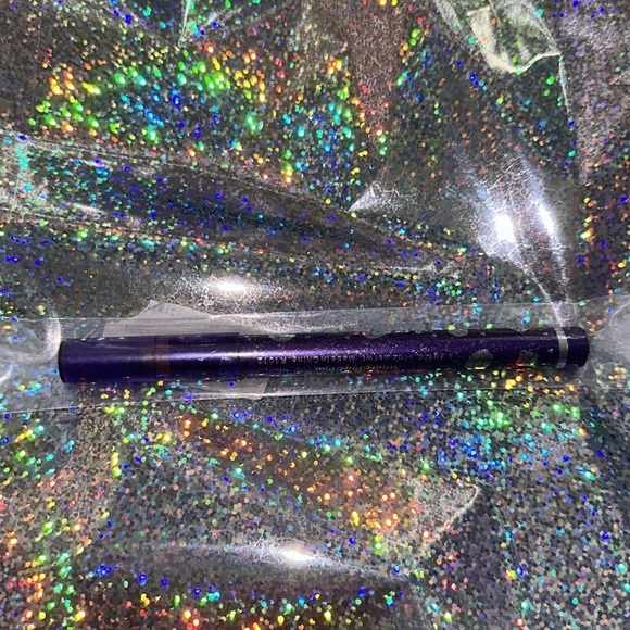 5/20$ if u bundle Royal Purple Glitter Makeup - Picture 11 of 11